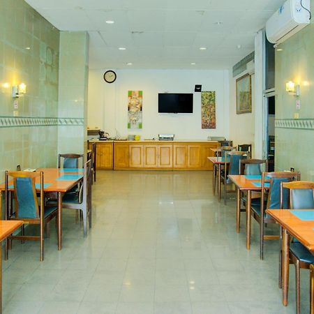 Townhouse Oak Palembang Near Jembatan Ampera Formerly Azzura Hotel Luaran gambar