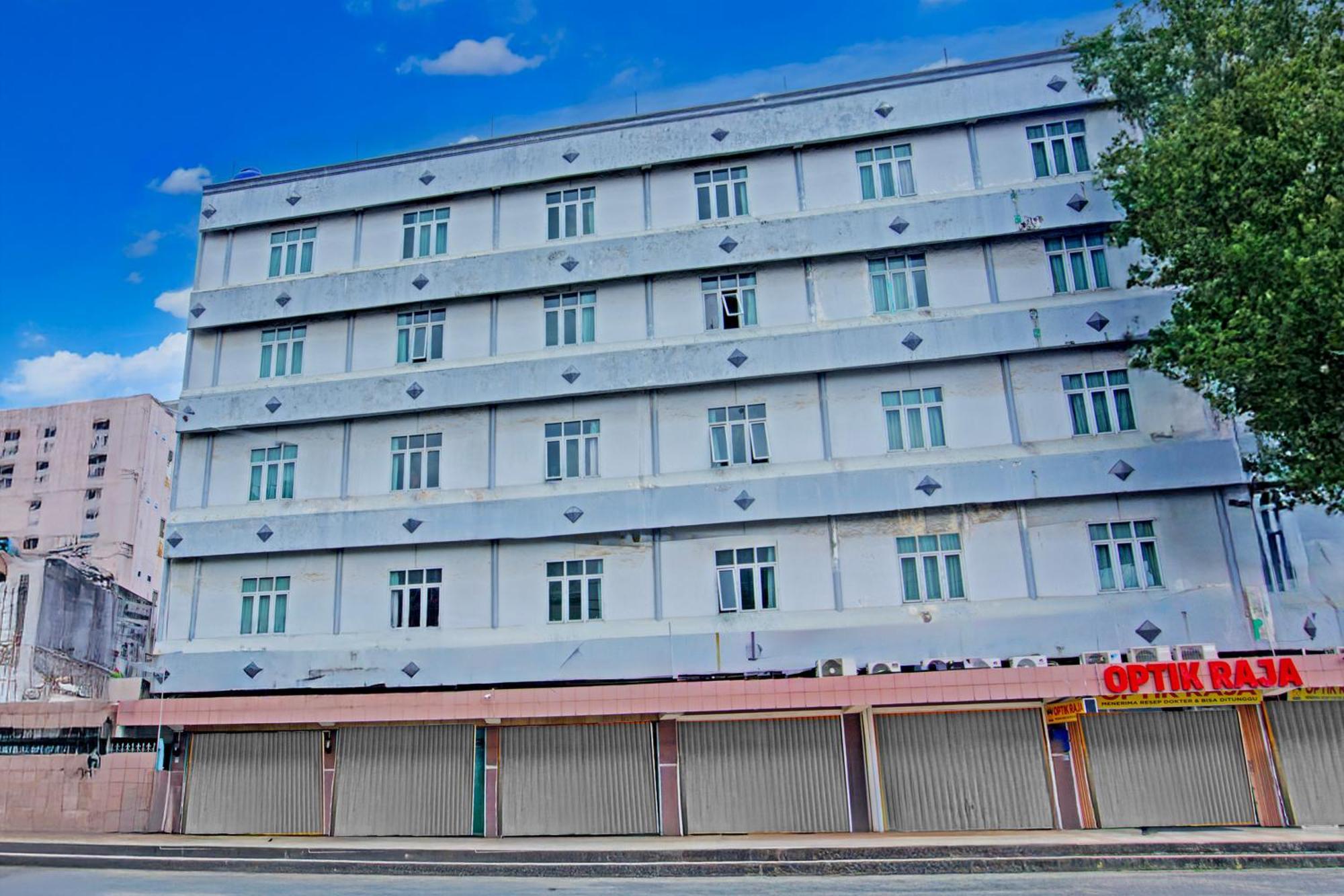 Townhouse Oak Palembang Near Jembatan Ampera Formerly Azzura Hotel Luaran gambar