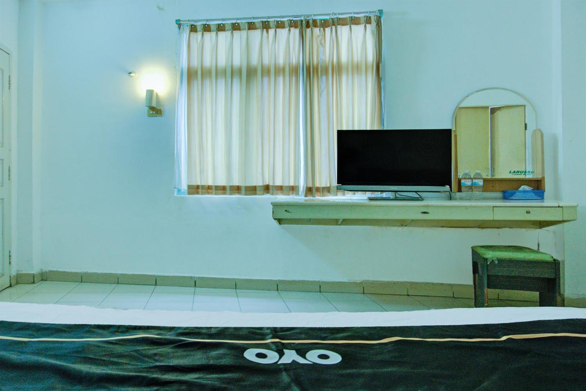 Townhouse Oak Palembang Near Jembatan Ampera Formerly Azzura Hotel Luaran gambar